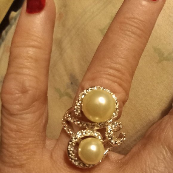 Victorian statement silver tone faux pearls ring marked NRT size 6.5 - Picture 1 of 2